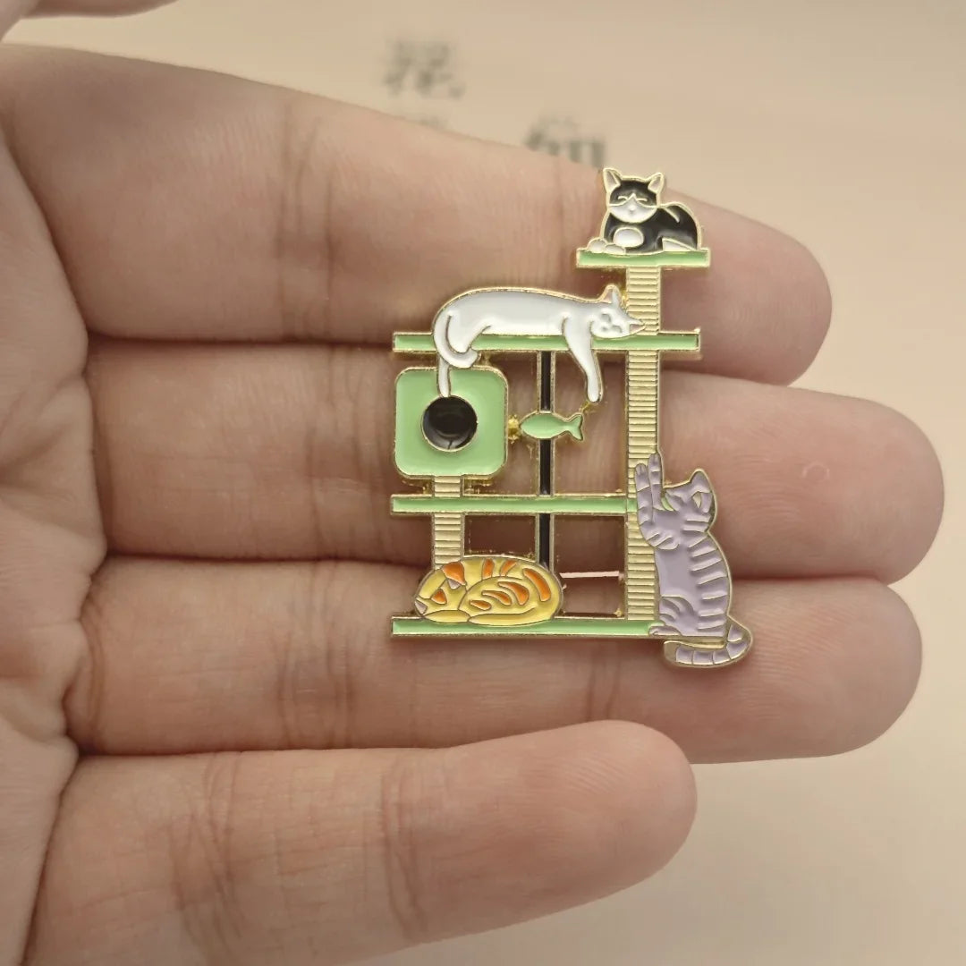 1 Piece Cute and Compact Animal Brooch, Metal Material with Cat and Cat Tree, Suitable for Men and Women's Outfit Coordination