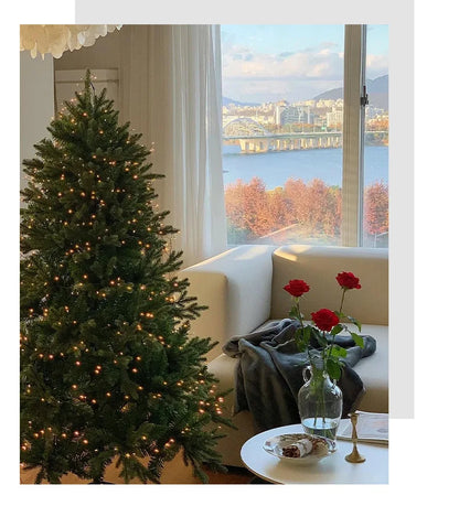 Pre-Lit Mixed PVC Christmas Tree – Dense Branches, LED Lights, Large Holiday Xmas Tree for Home Christmas Decoration