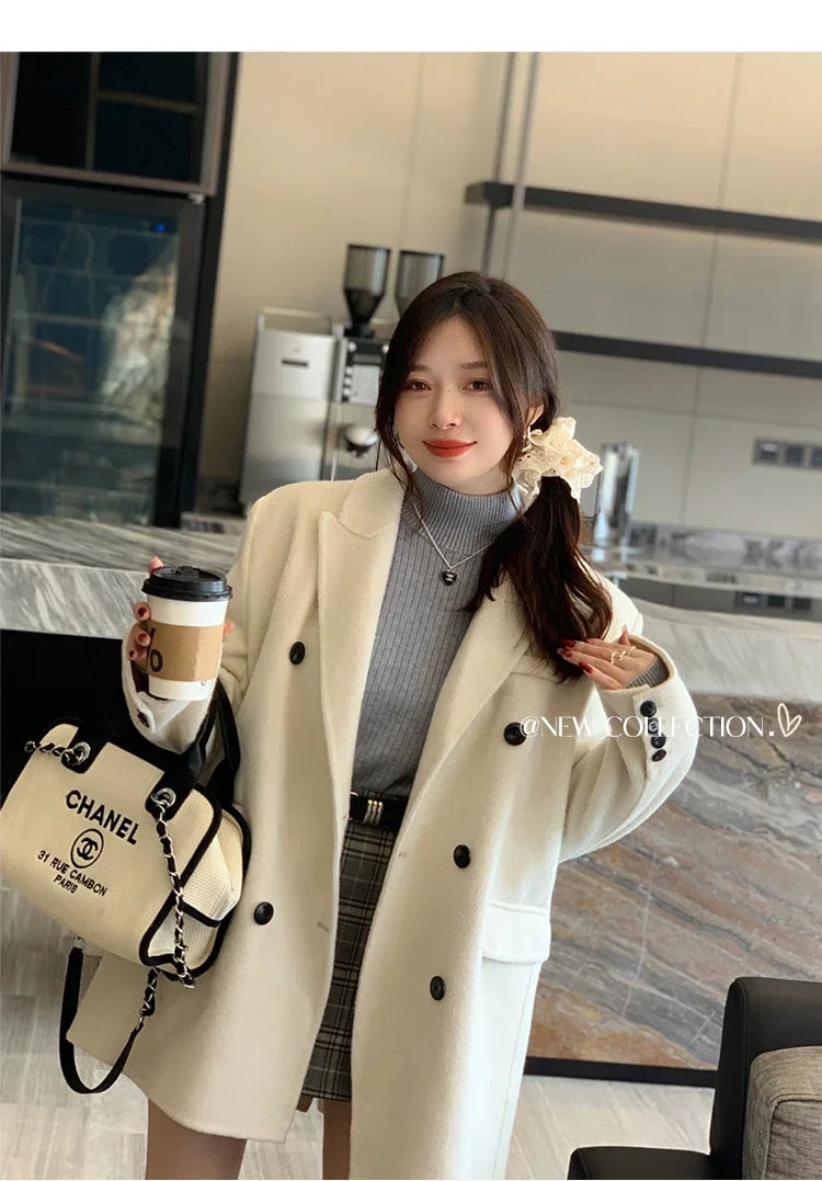 Women's Turtleneck Sweater Winter 2025 Retro Red with Velvet Lining Thickened Inner Wear Thermal Knitting Bottoming Shirt